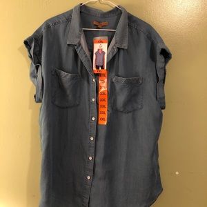 Light Blue Buttoned Up Shirt